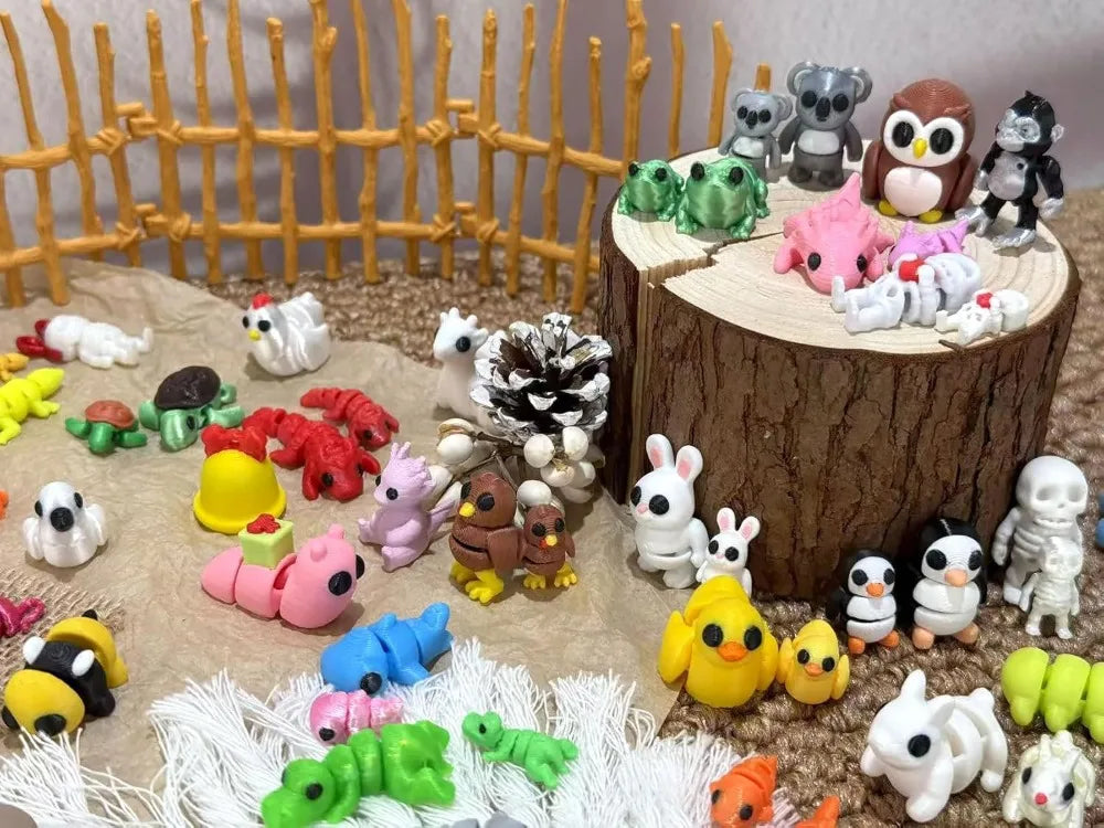 102 Pcs 3D Printed Animal Figurines Set, Flexible Articulated Fidget Toys, Cute Desk Decor, Party Favors